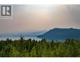 387 Galena Shores Drive, Galena Bay, BC V0G1R2 Photo 10