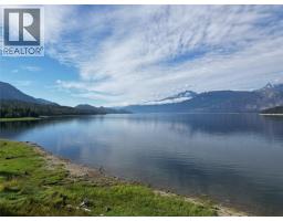 387 Galena Shores Drive, Galena Bay, BC V0G1R2 Photo 22
