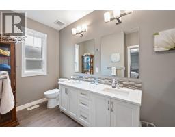 351 Warren Avenue W Unit# 42, Penticton, BC V2A3N2 Photo 14