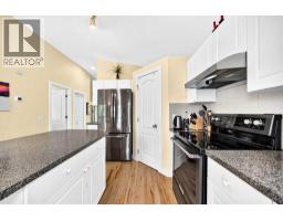 Bedroom - 50 Somerside Manor Sw, Calgary, AB T2Y3G4 Photo 7