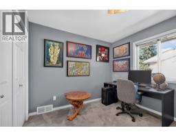 3pc Ensuite bath - 3983 Lakevale Place, Kelowna, BC V1W3Z5 Photo 17