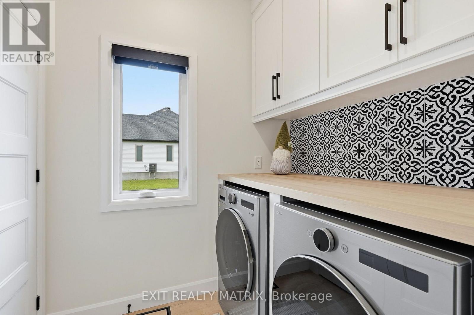 3 Bed, 3 Bath House for Sale in Russell – 256 TRUDEAU CRESCENT, Russell – MLS# X13768558 - Image 22