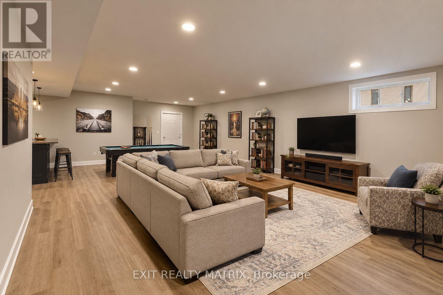 3 Bed, 3 Bath House for Sale in Russell – 256 TRUDEAU CRESCENT, Russell – MLS# X13768558 - Image 26