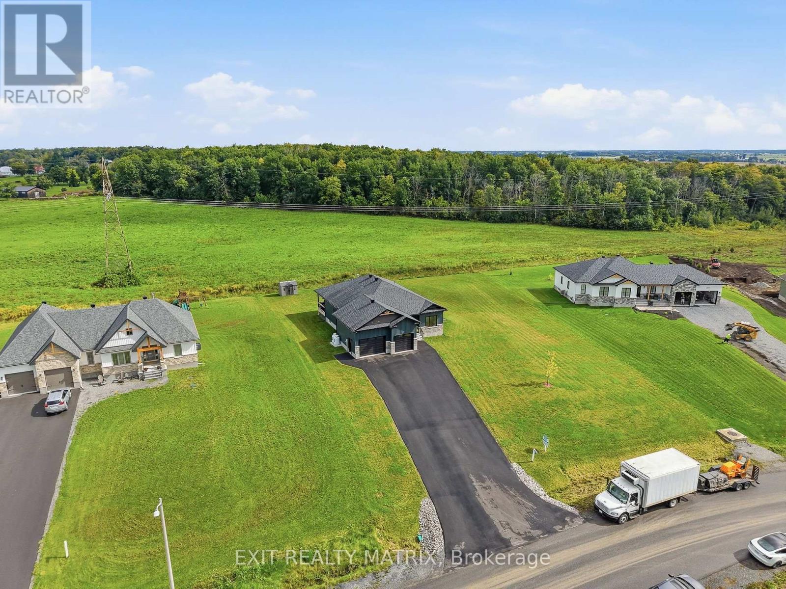 3 Bed, 3 Bath House for Sale in Russell – 256 TRUDEAU CRESCENT, Russell – MLS# X13768558 - Image 37