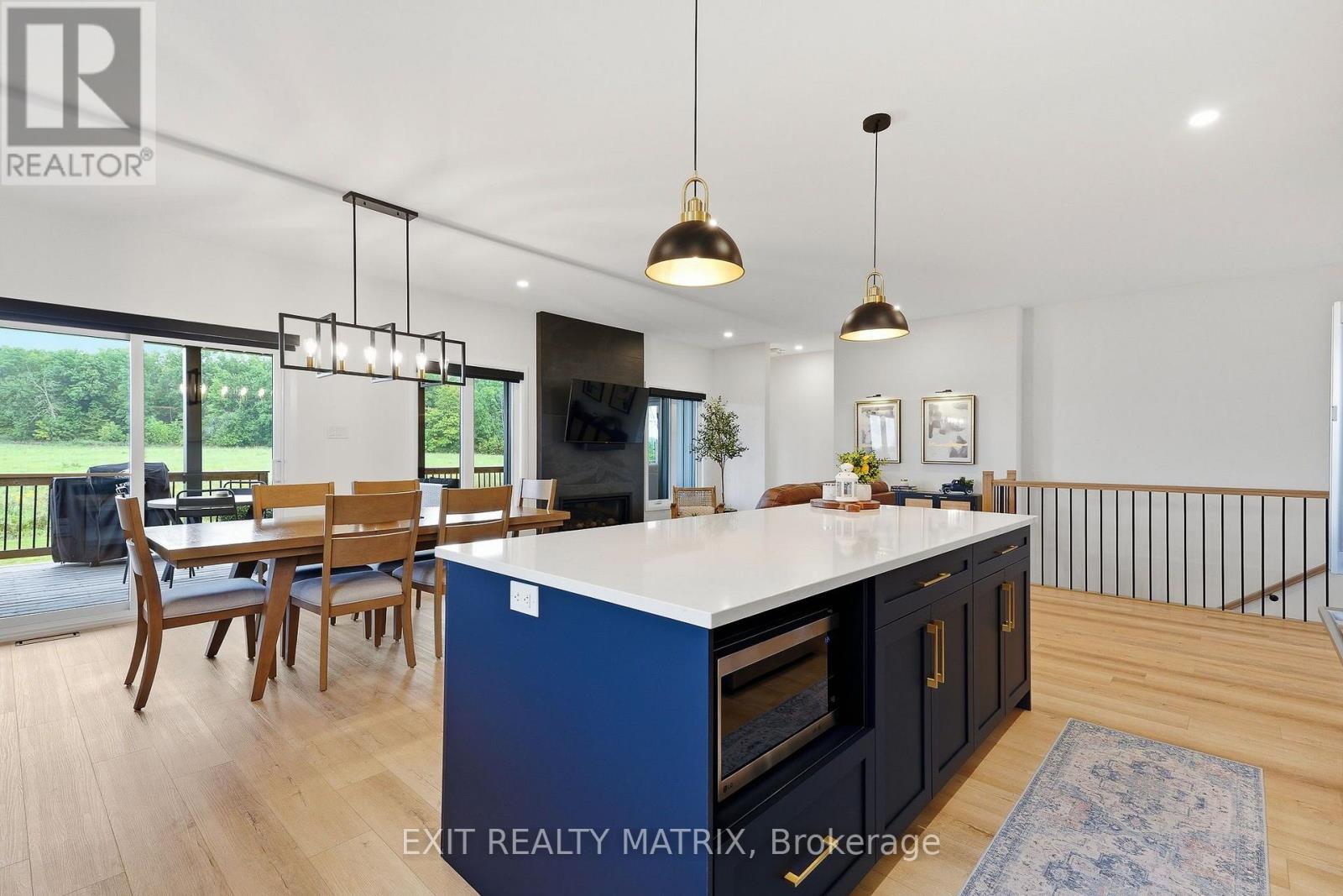 256 TRUDEAU CRESCENT - 5