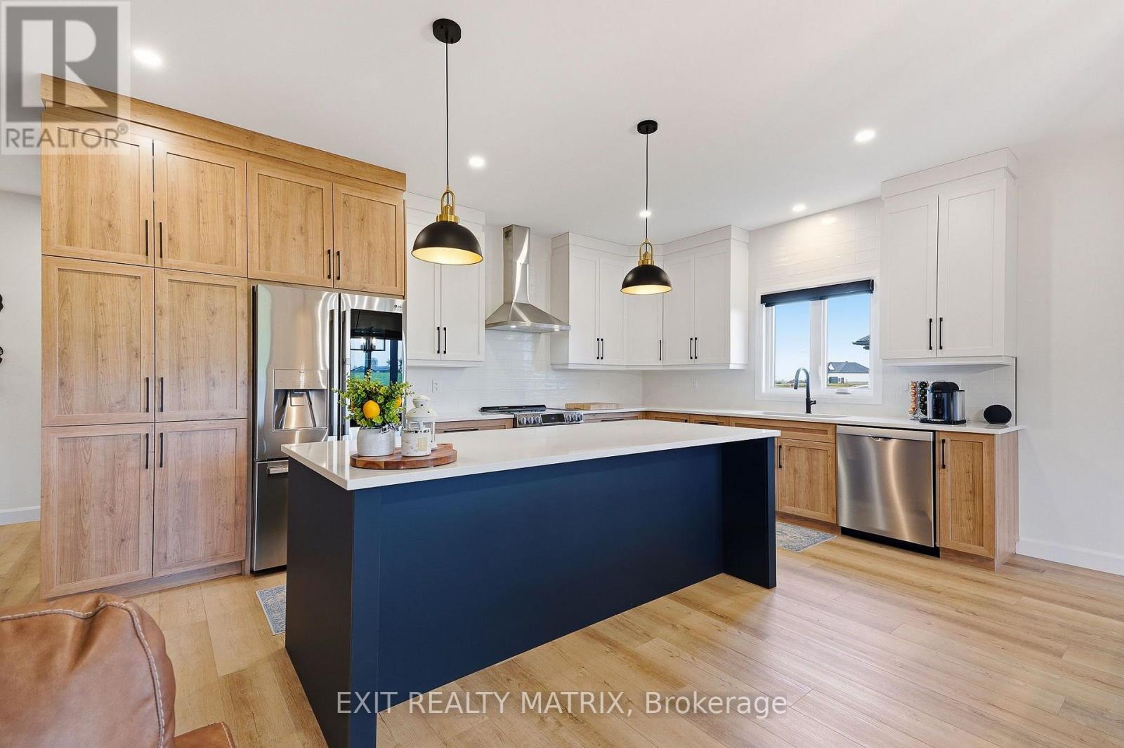 256 TRUDEAU CRESCENT - 7