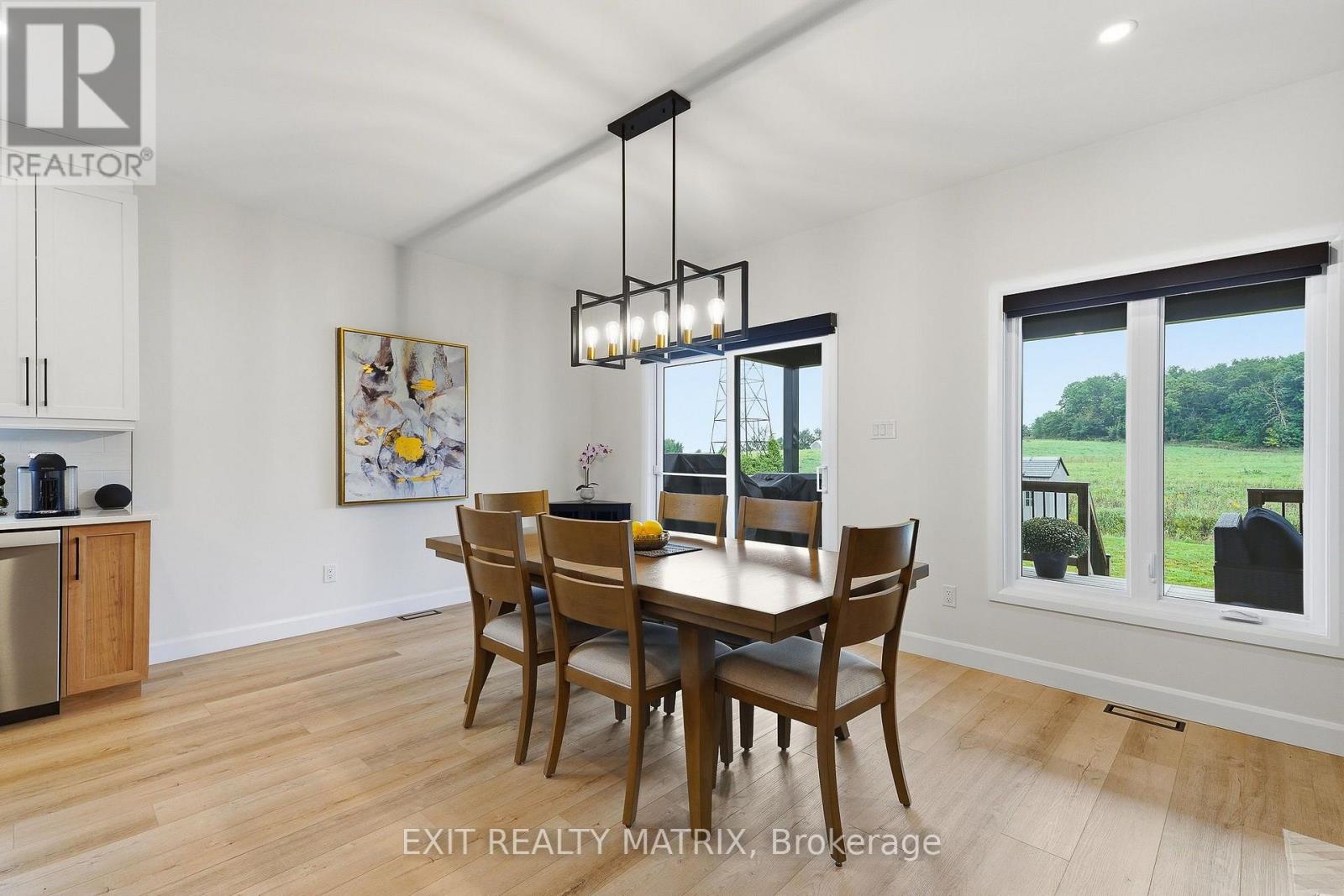 256 TRUDEAU CRESCENT - 8