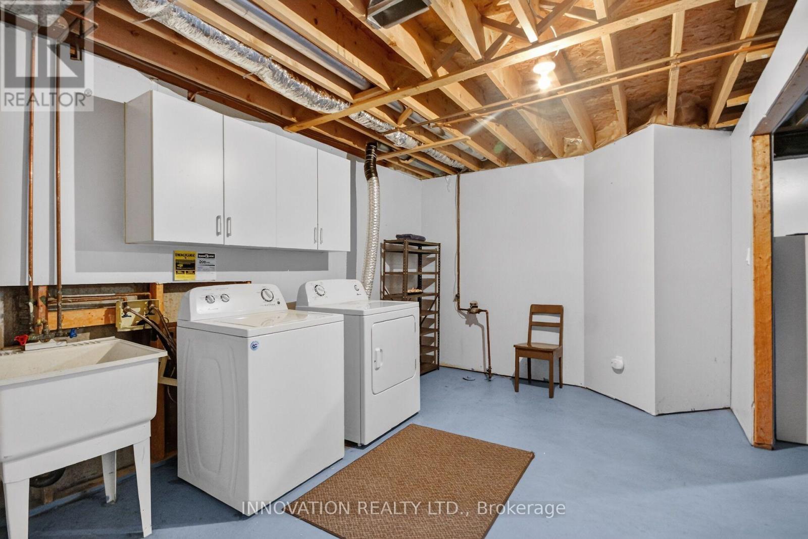 16 HEATHER GLEN COURT - 43