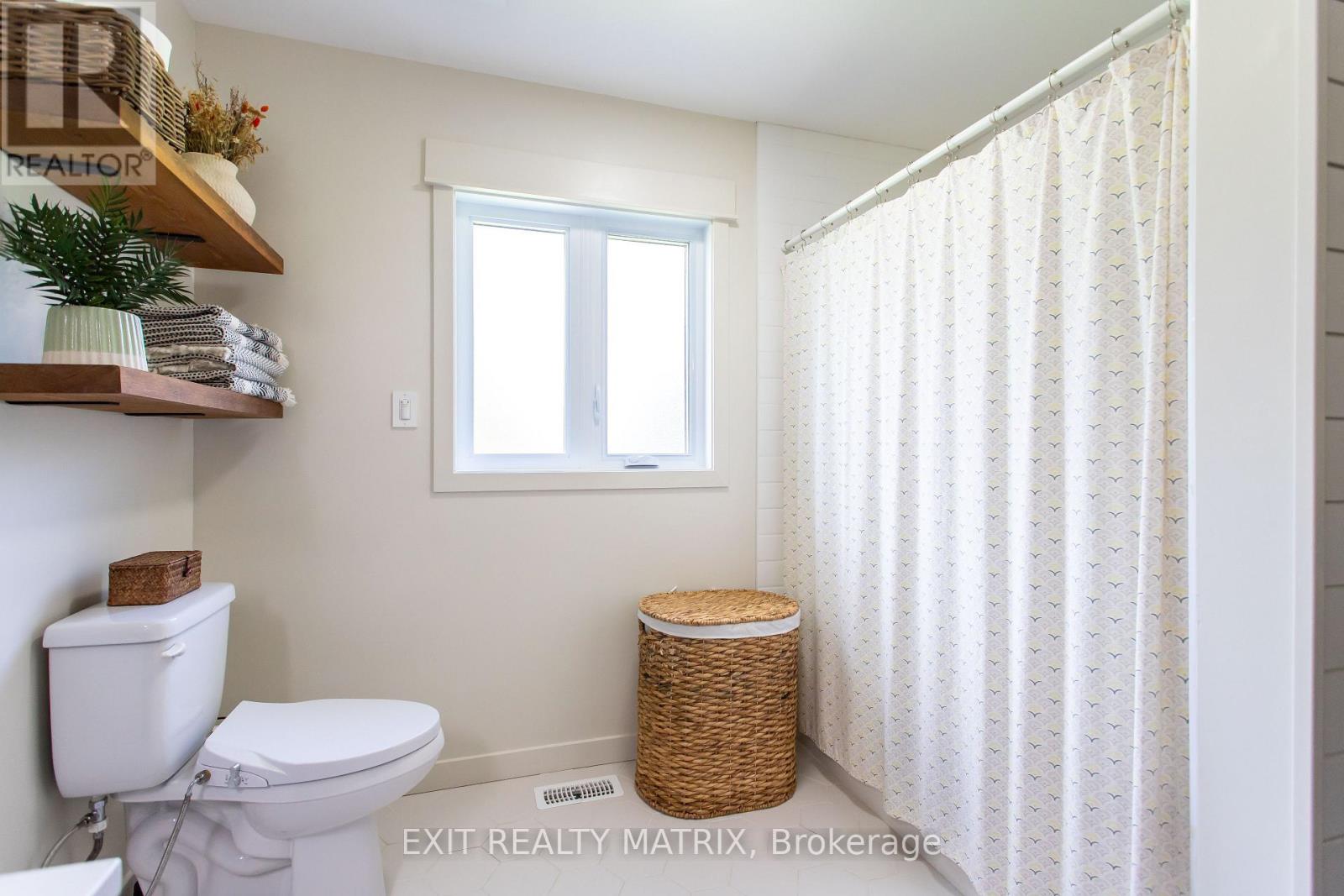2 Bed, 1 Bath House for Sale in Russell – 207 MARION STREET, Russell – MLS# X13768638 - Image 26