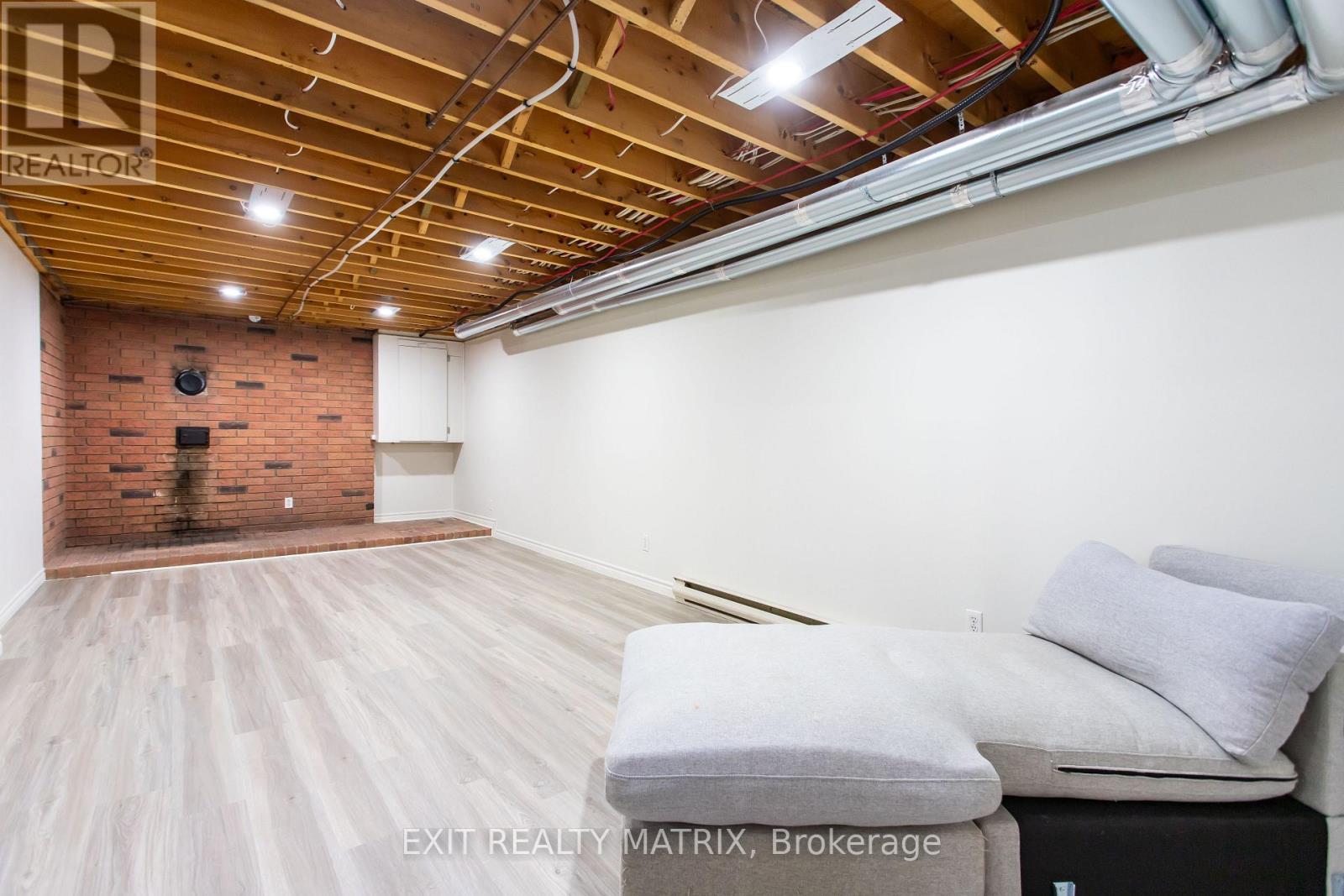 2 Bed, 1 Bath House for Sale in Russell – 207 MARION STREET, Russell – MLS# X13768638 - Image 29