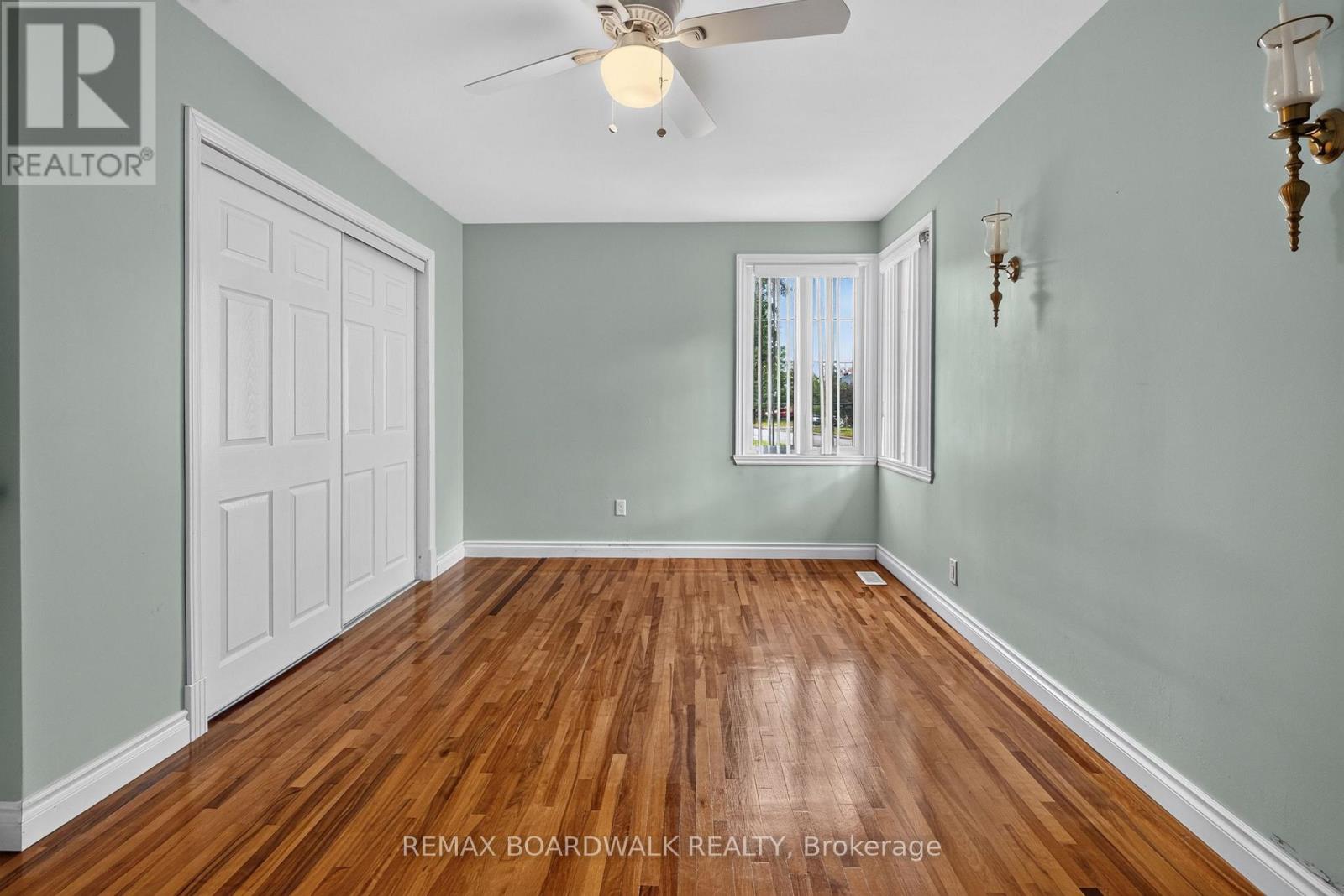583 DONALD STREET - 24