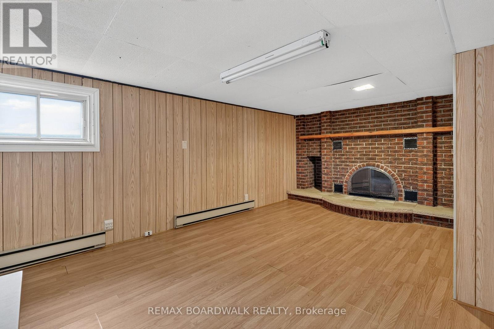 583 DONALD STREET - Image 31