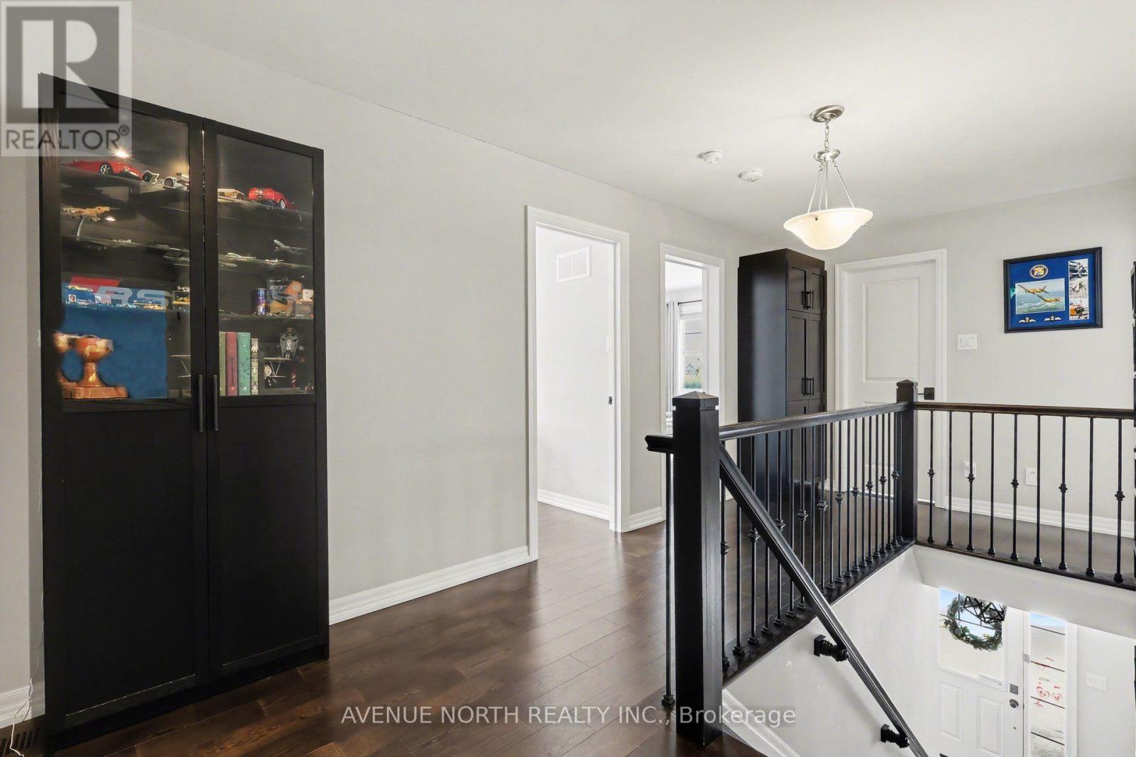 4 Bed, 3 Bath House for Sale in Ottawa – 120 MANDALAY STREET, Ottawa – MLS# X13768672 - Image 19