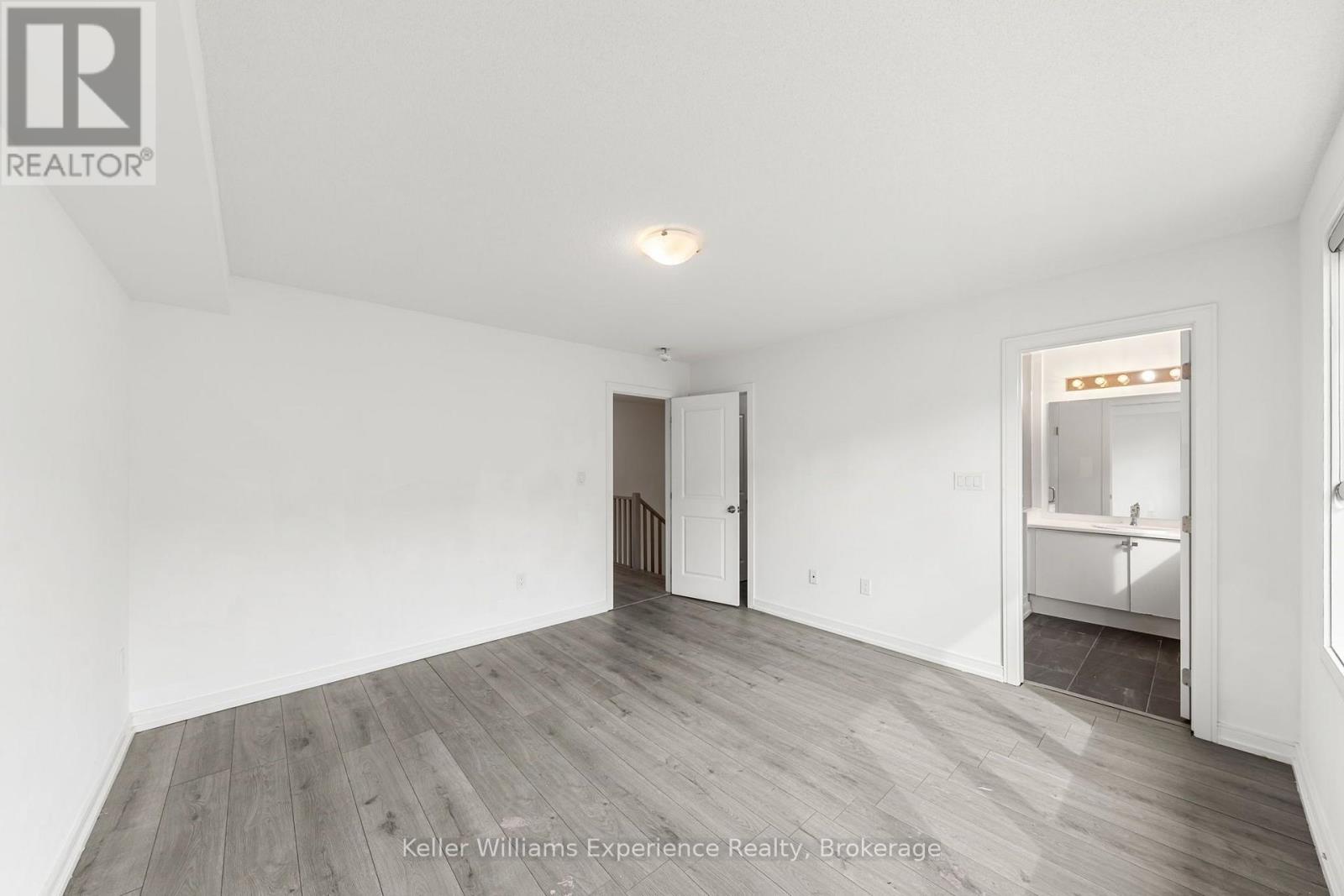 115 BLUE FOREST CRESCENT - 21