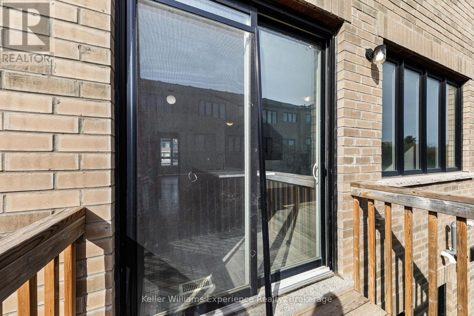 115 BLUE FOREST CRESCENT - 11