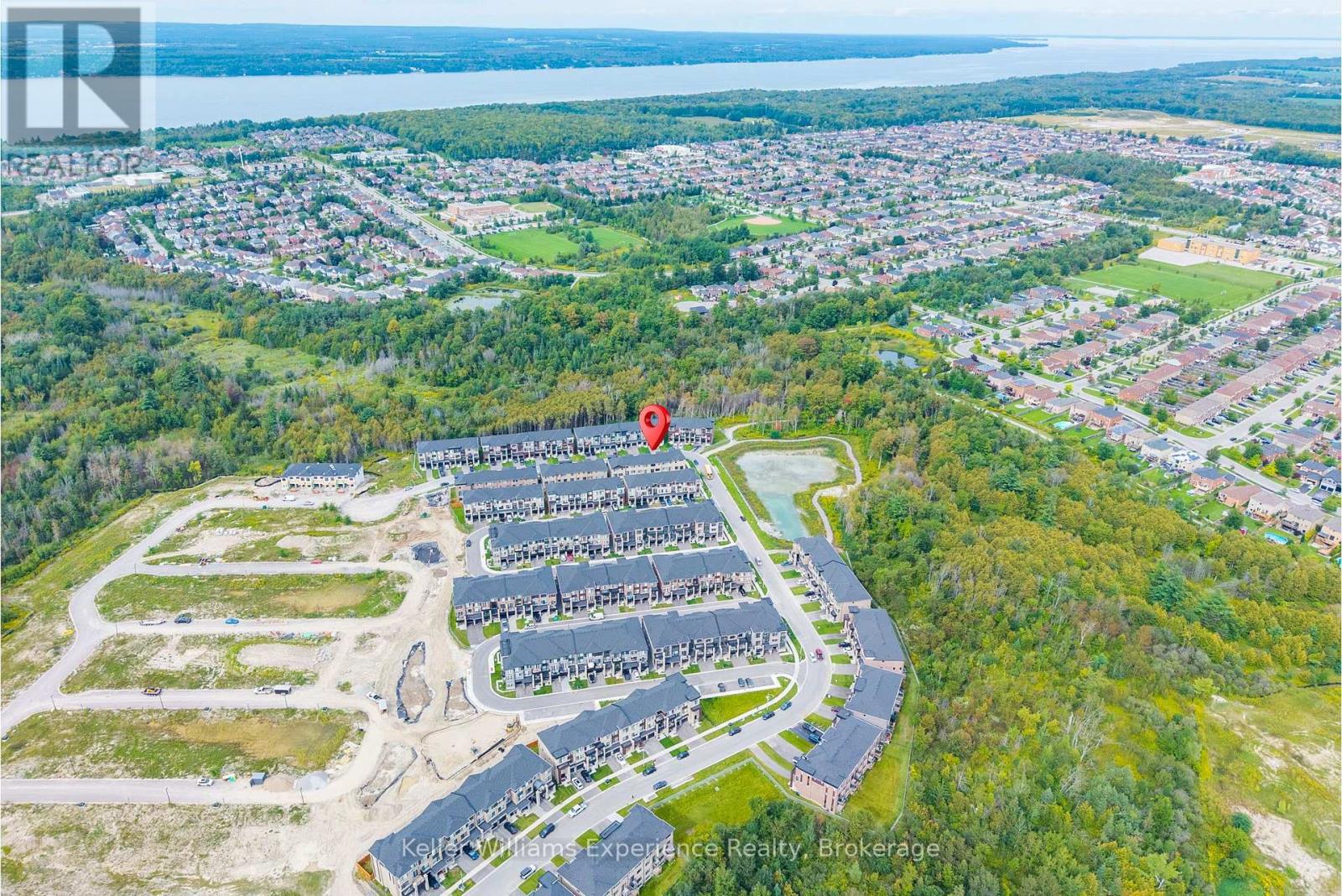 115 BLUE FOREST CRESCENT - 27