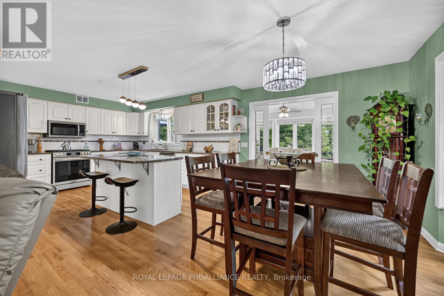 132 KINGSTON CRESCENT, Prescott — photo 6