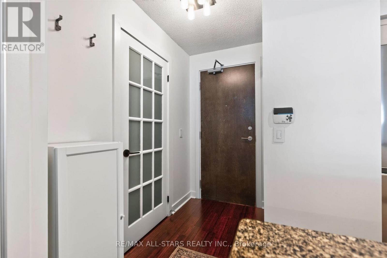 #2210 50 LYNN WILLIAMS STREET - 6