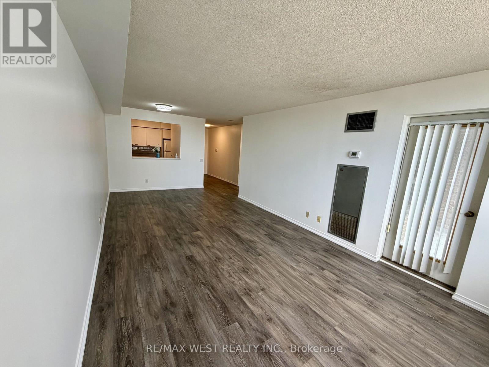 #2405 100 UPPER MADISON AVENUE - 11