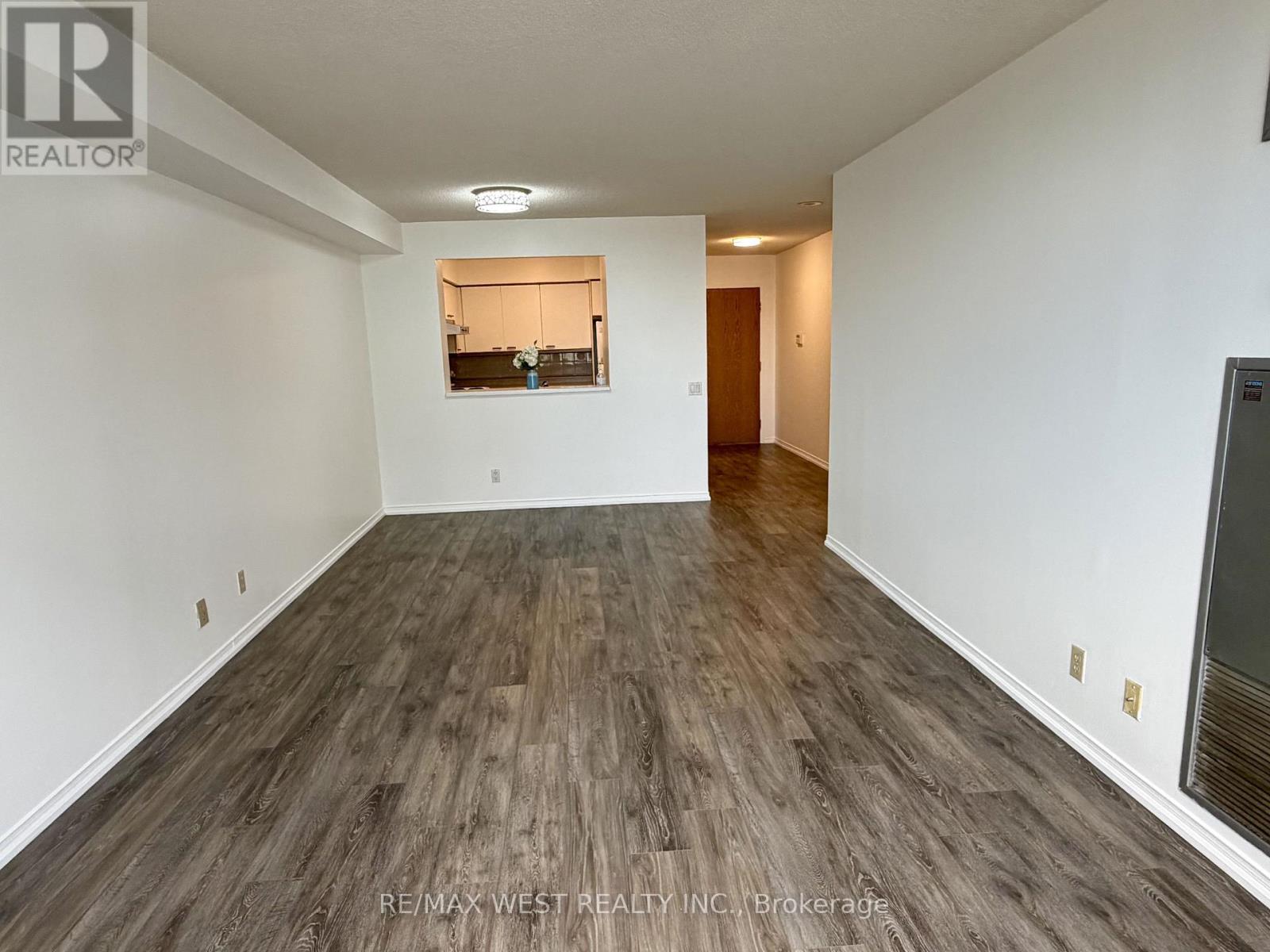 #2405 100 UPPER MADISON AVENUE - 13