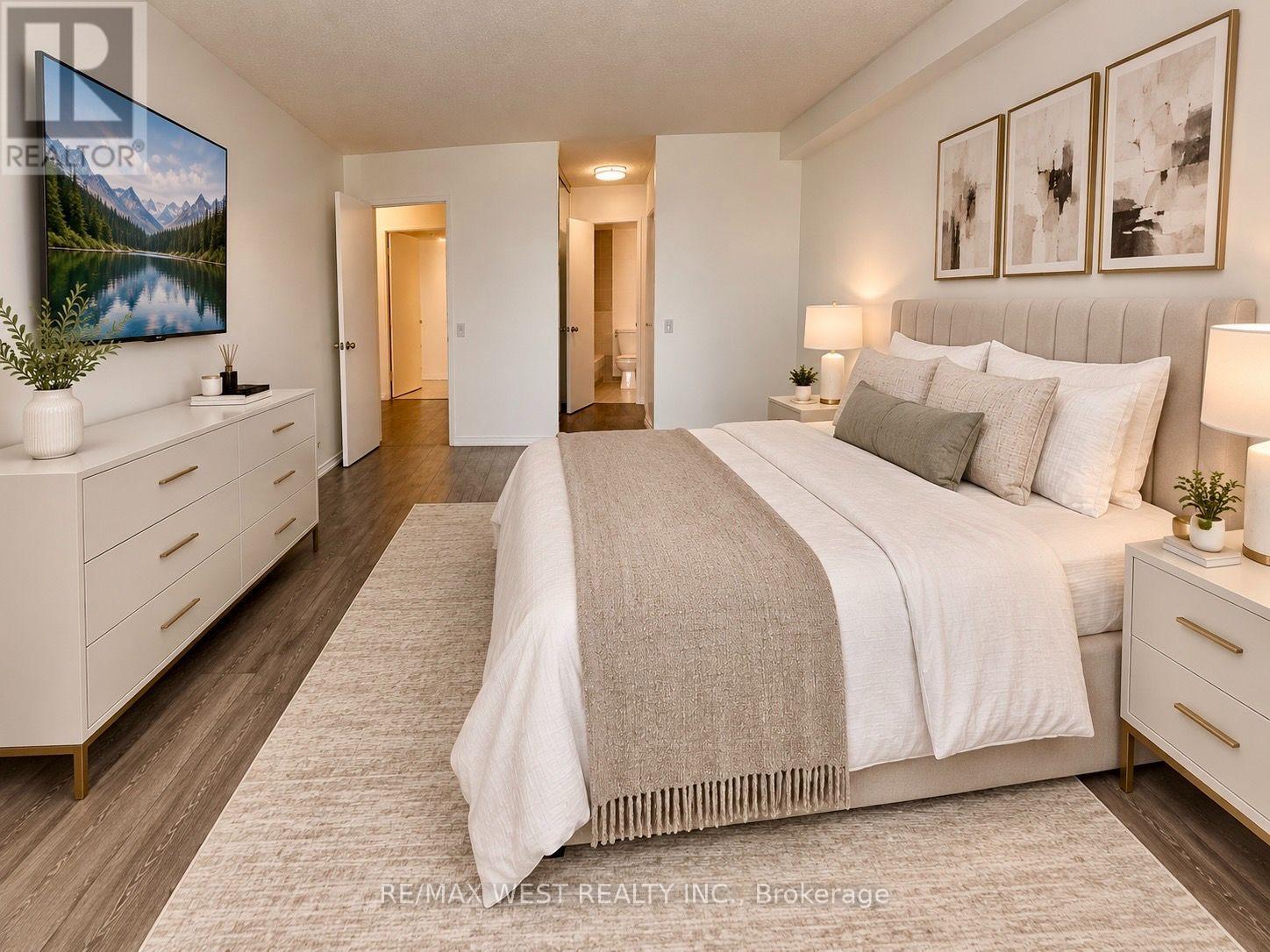 #2405 100 UPPER MADISON AVENUE - 17