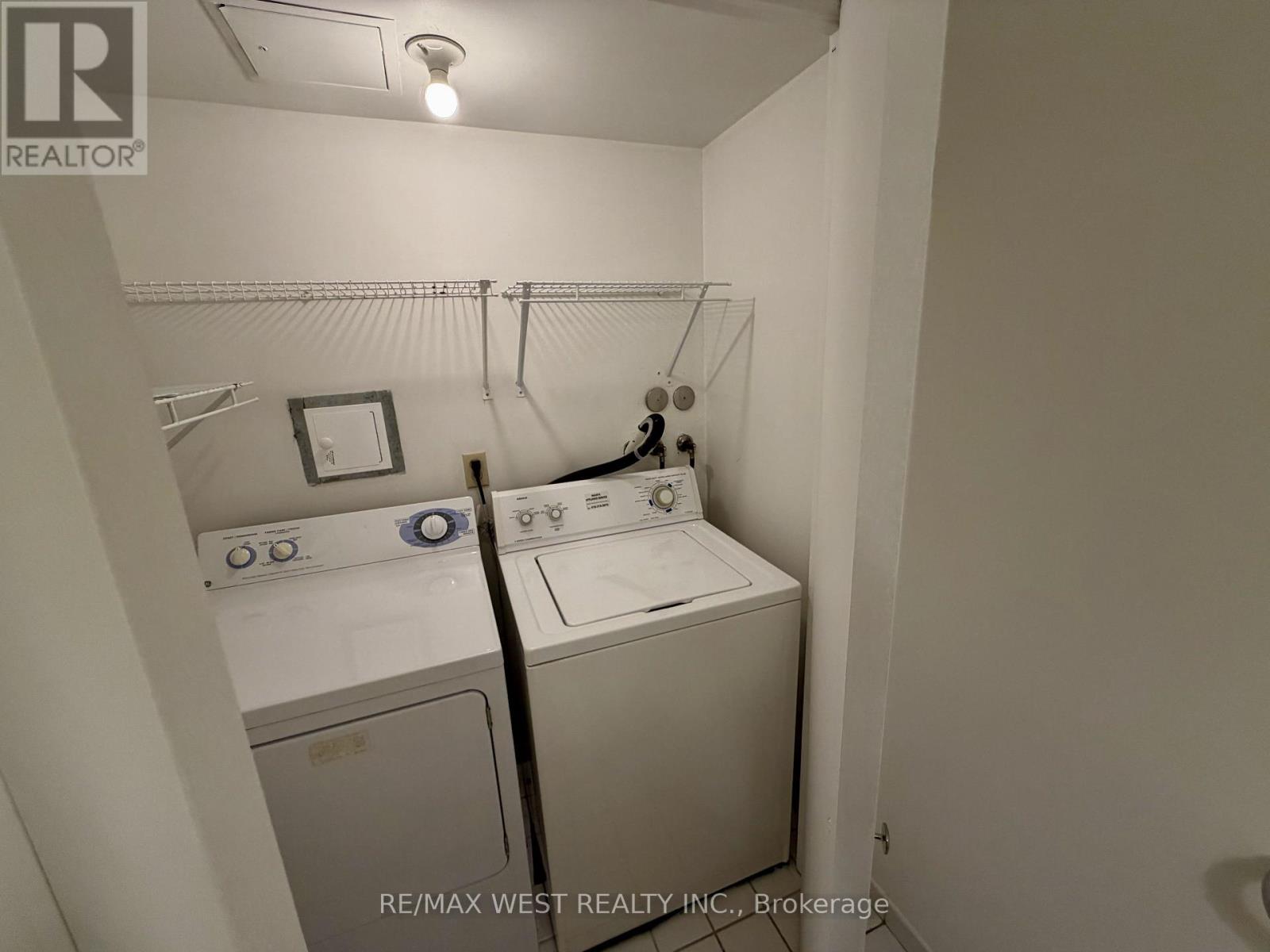 #2405 100 UPPER MADISON AVENUE - Image 26