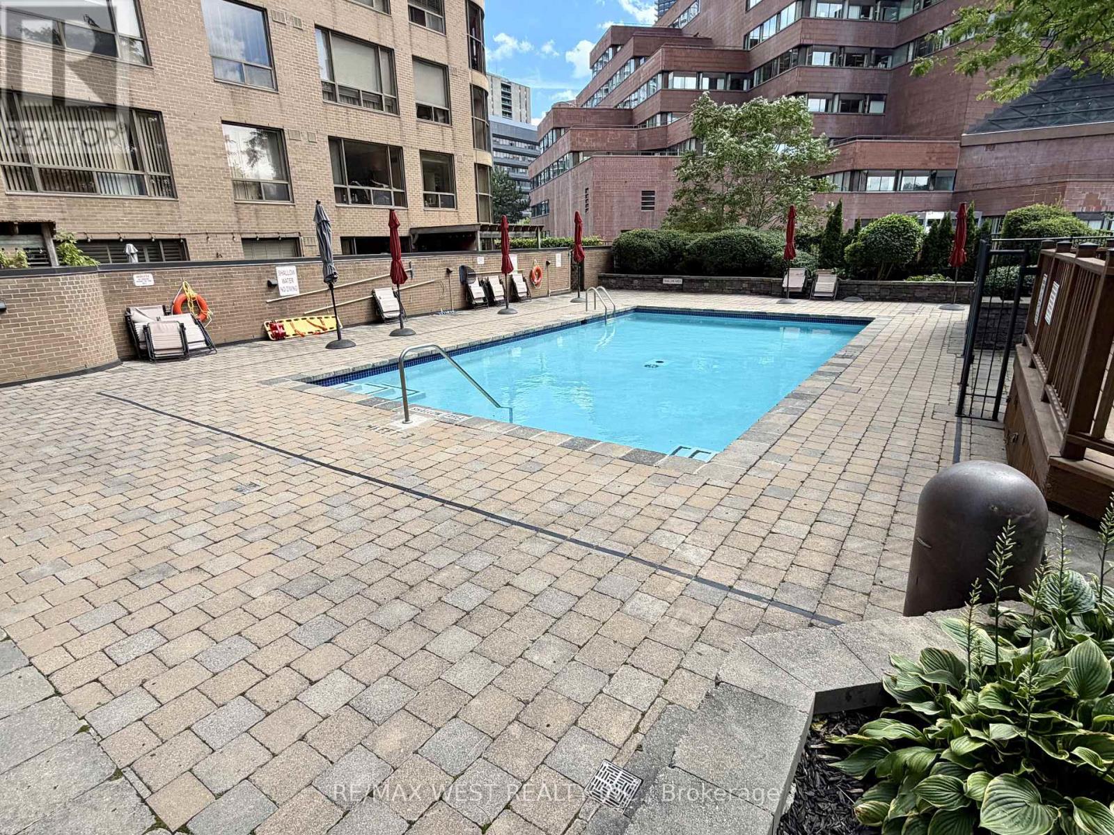 #2405 100 UPPER MADISON AVENUE - Image 29