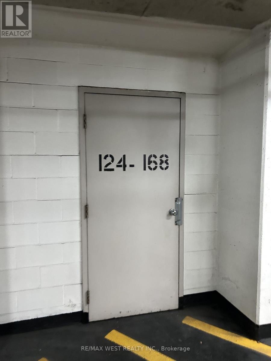 #2405 100 UPPER MADISON AVENUE - Image 38