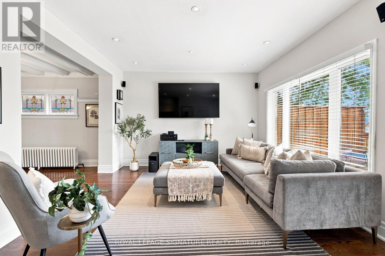 35 REGAL ROAD - 12