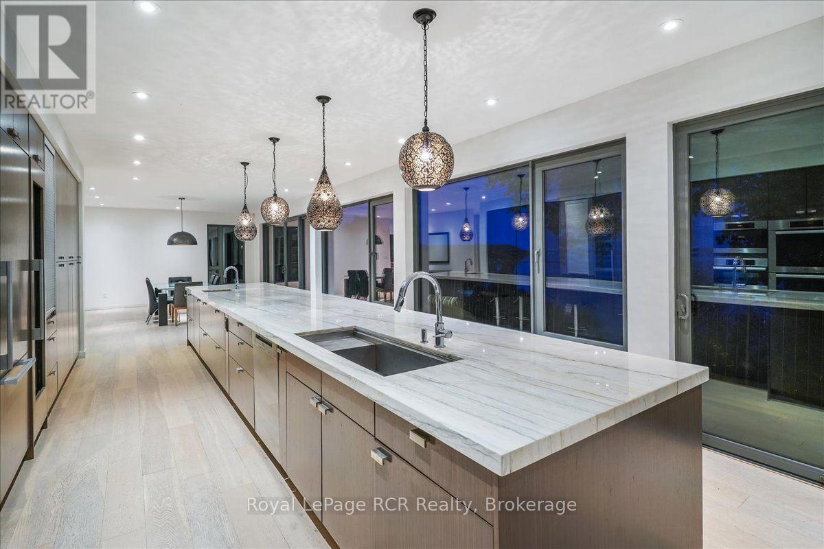 20 EVERETT ROAD - Image 25