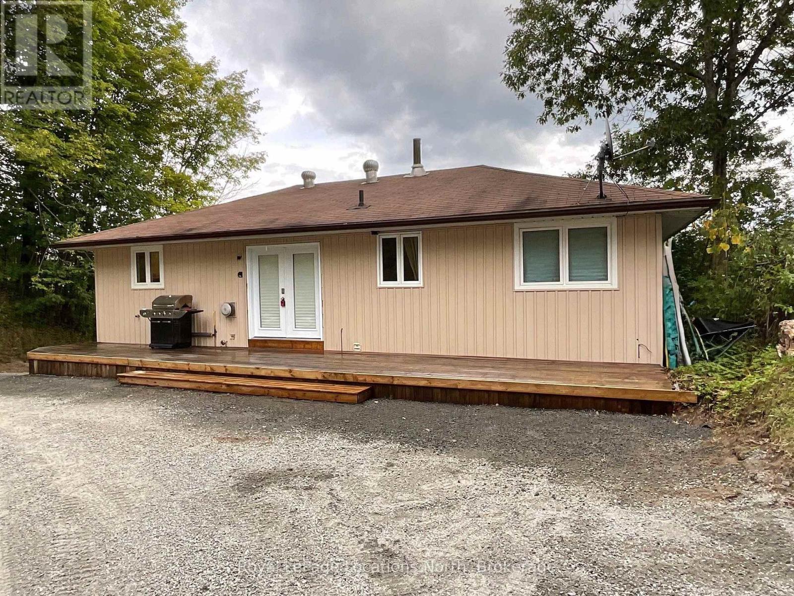 143 RYERSON CRESCENT - 8