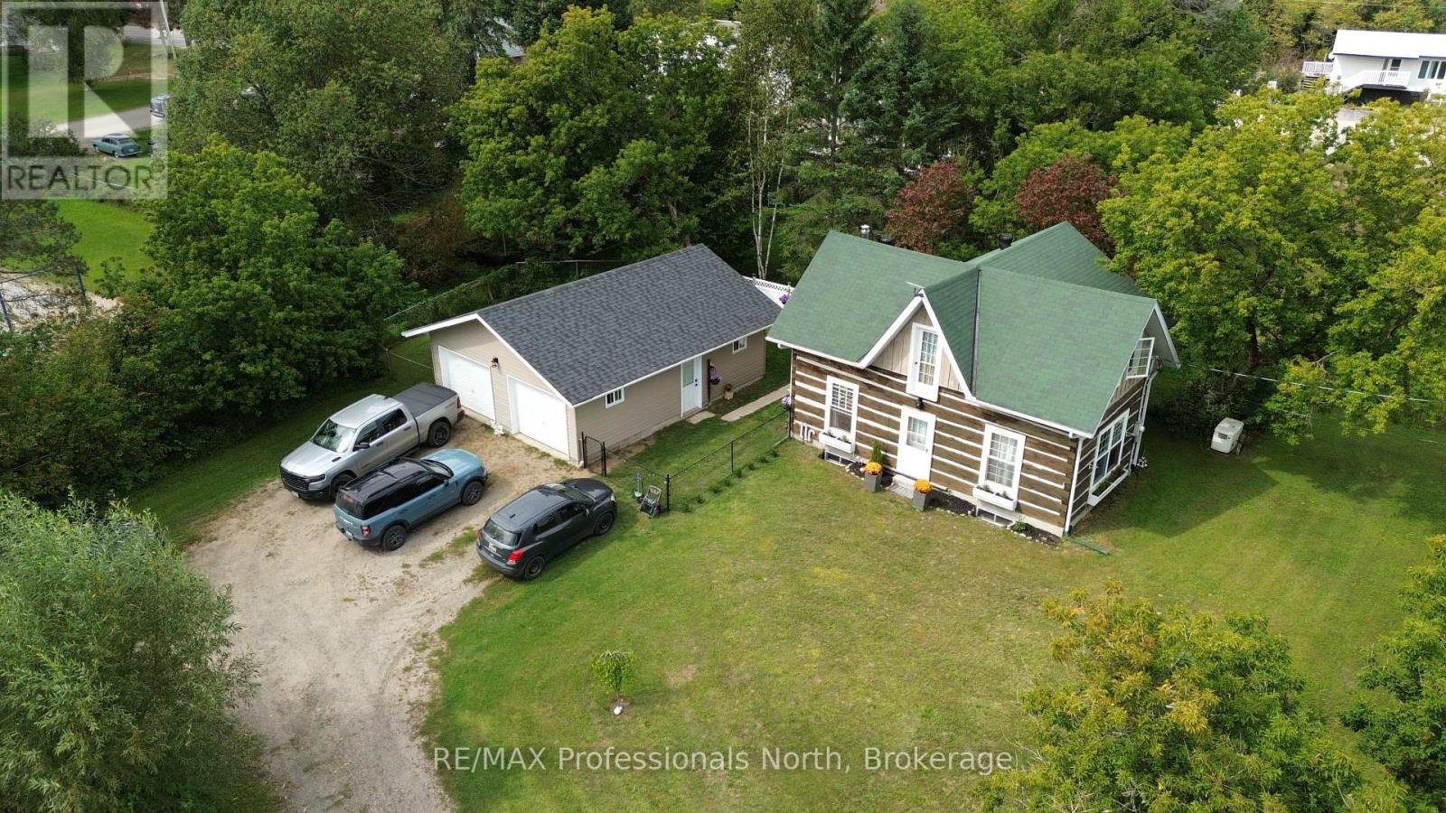 2148 STISTED ROAD S, McMurrich/Monteith (Sprucedale)