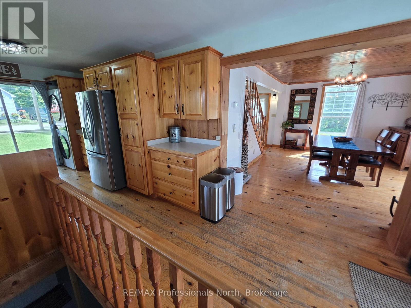2148 STISTED ROAD S - 12