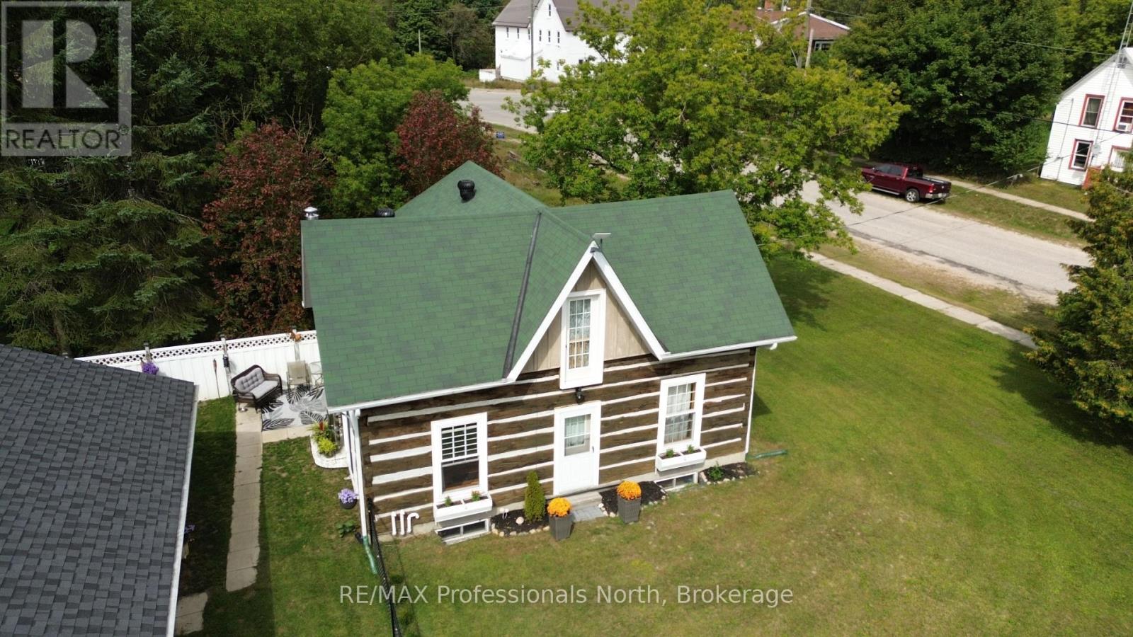 2148 STISTED ROAD S, McMurrich/Monteith (Sprucedale) — photo 2