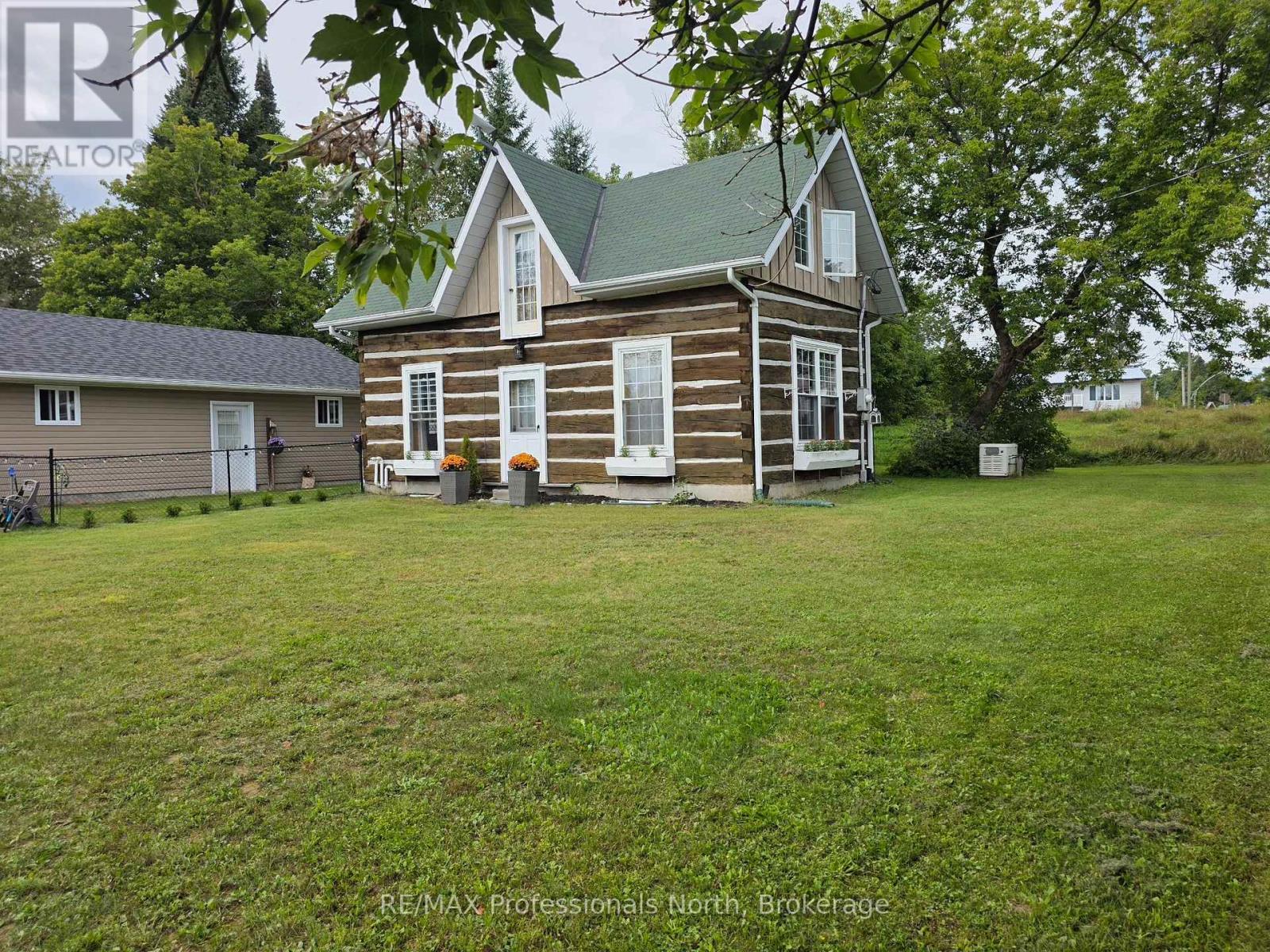 2148 STISTED ROAD S, McMurrich/Monteith (Sprucedale) — photo 3