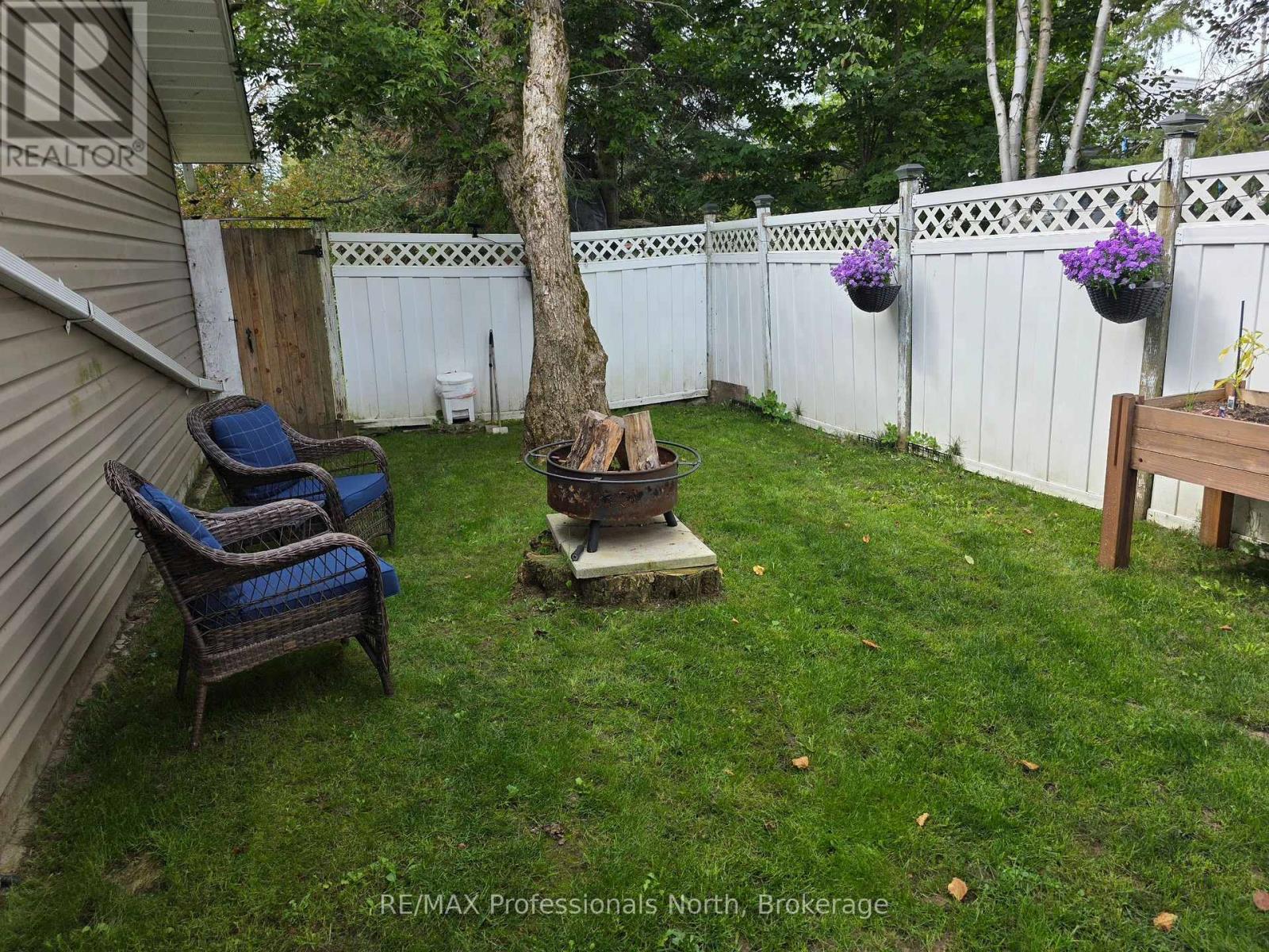 2148 STISTED ROAD S, McMurrich/Monteith (Sprucedale) — photo 8