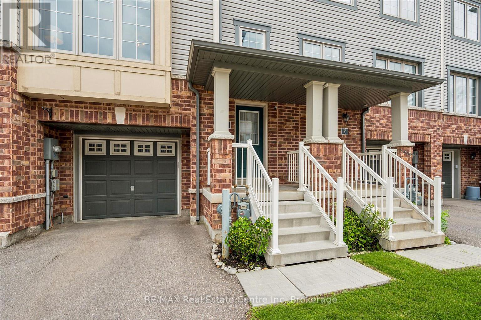 2 - 395 LINDEN DRIVE — photo 2