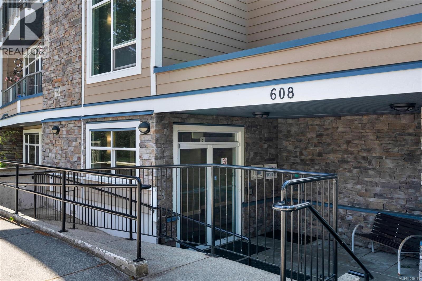 302 608 Fairway Ave, Langford