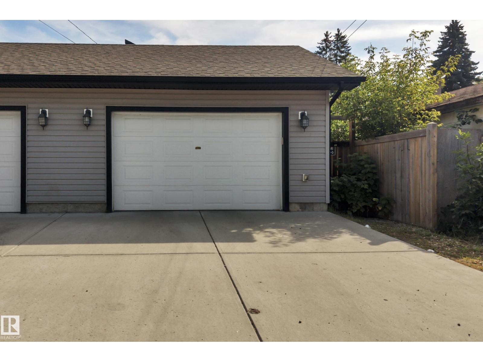 11234 105 ST NW - Image 39