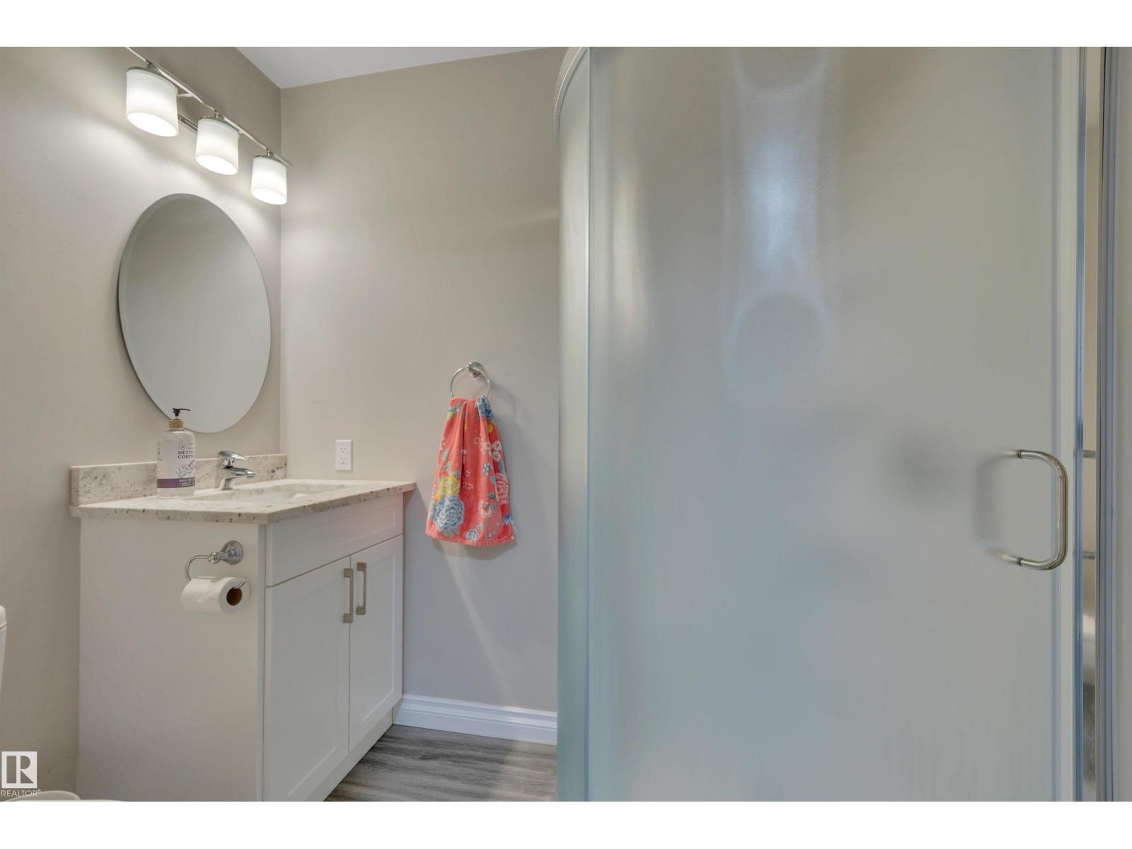 11234 105 ST NW - 29
