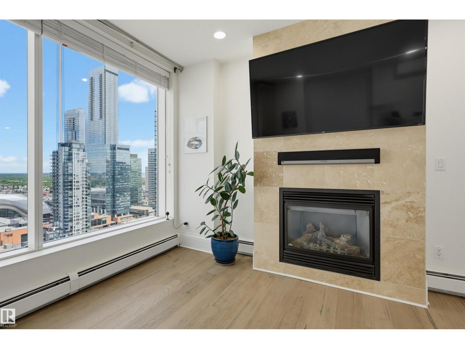 #2801 10136 104 ST NW - 4