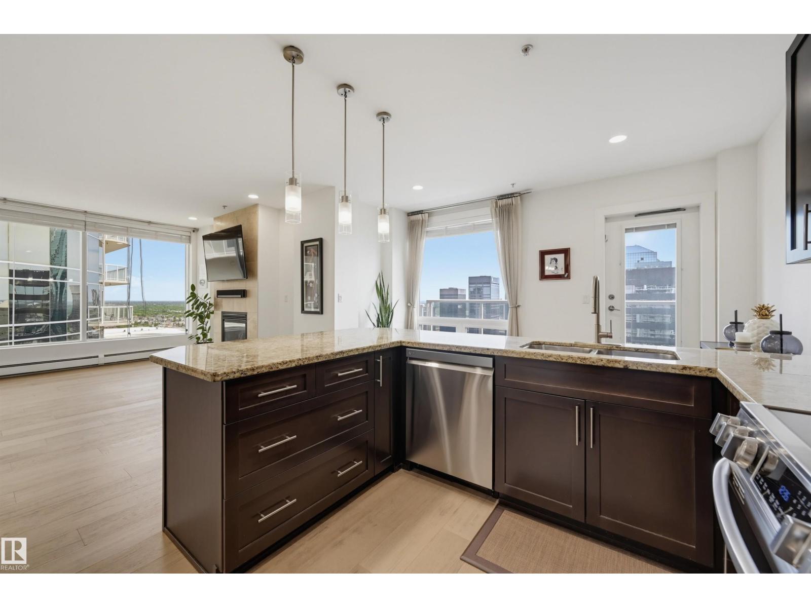 #2801 10136 104 ST NW - Image 14