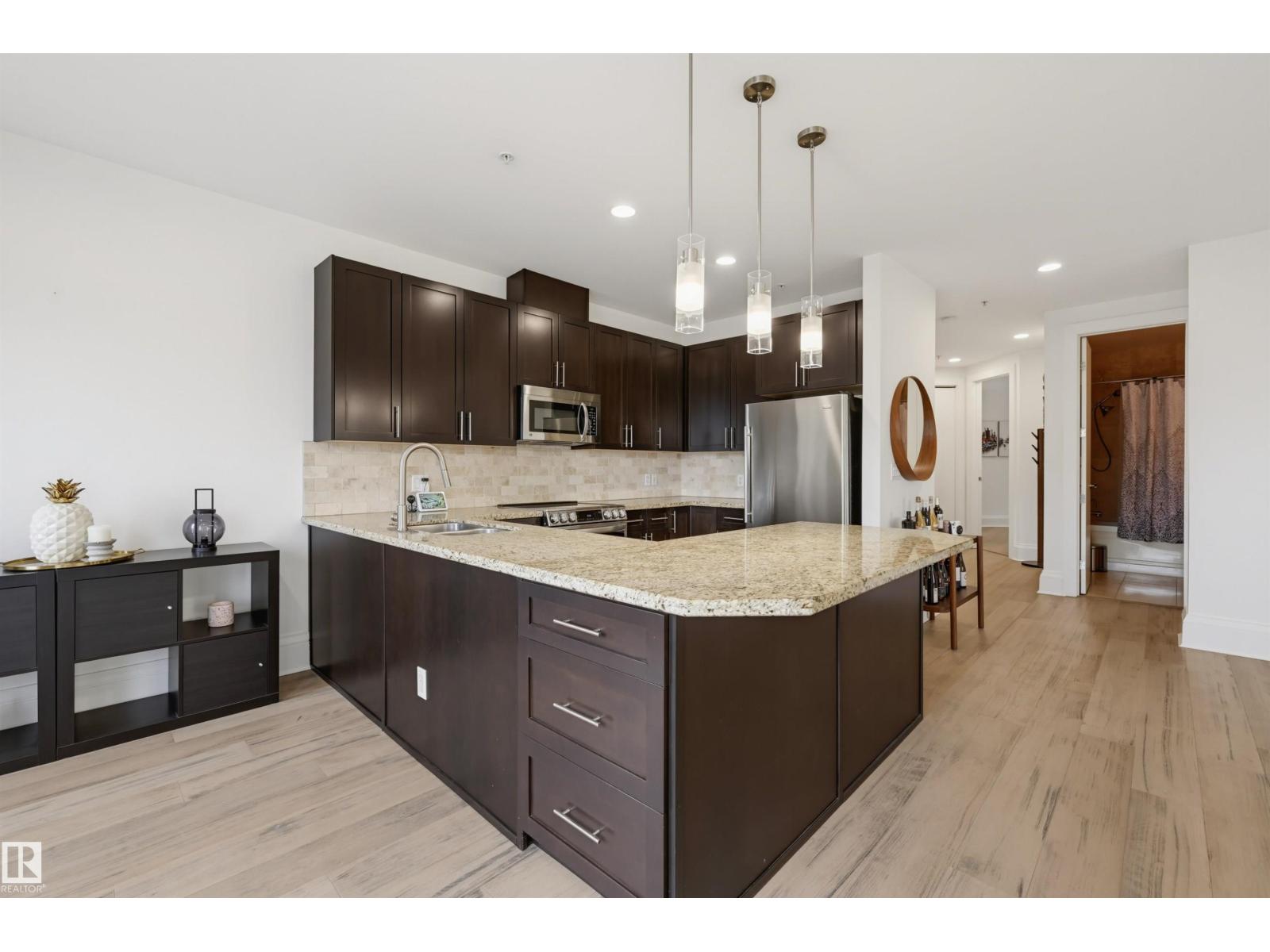 #2801 10136 104 ST NW - 12
