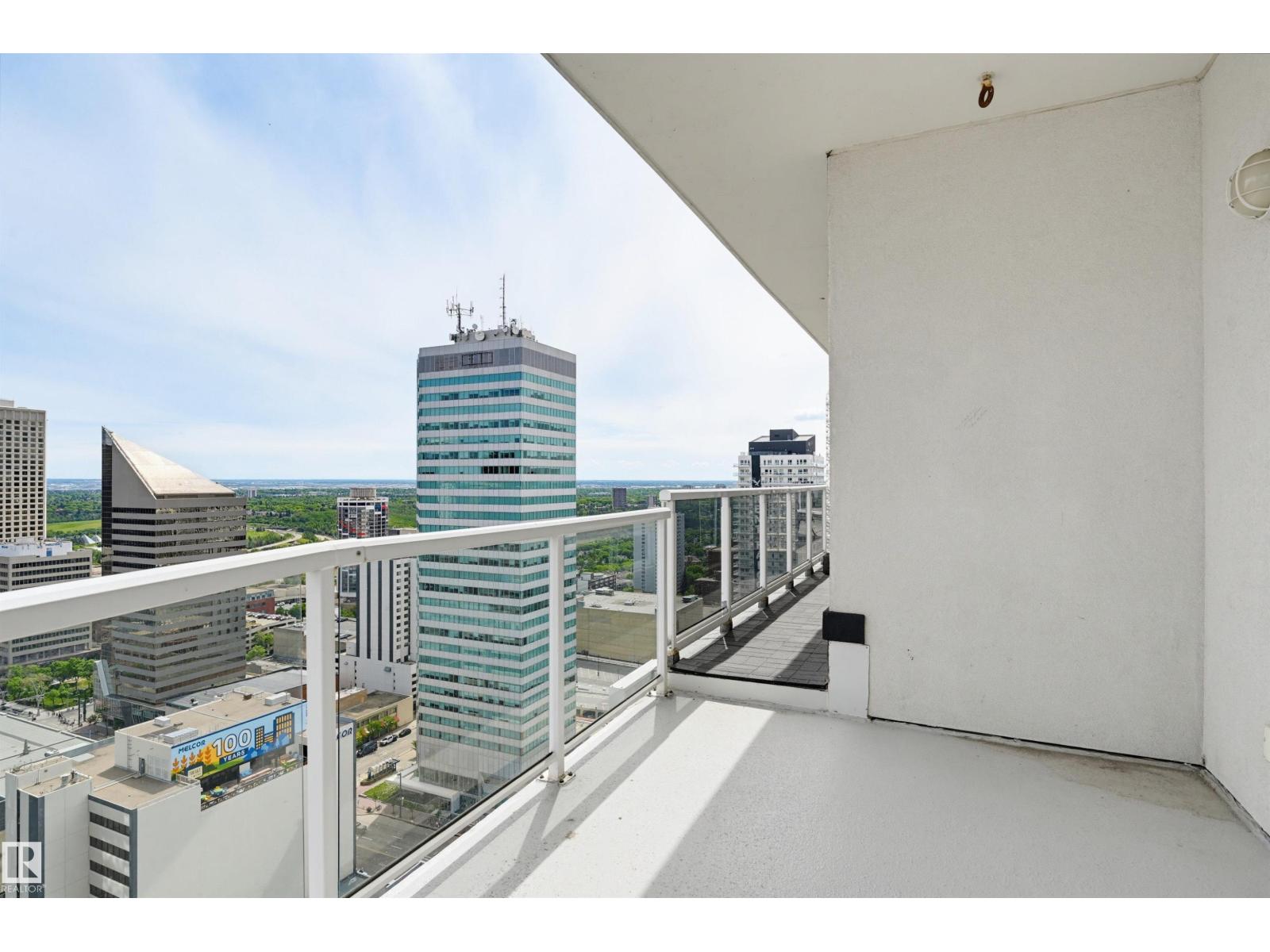 #2801 10136 104 ST NW - 17