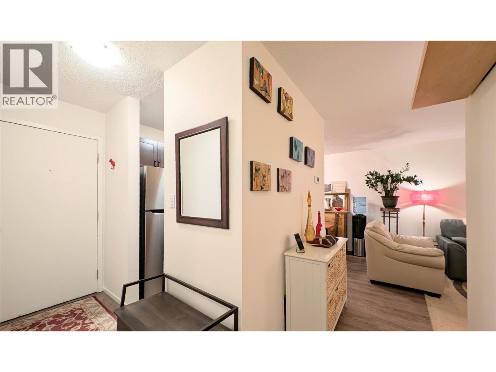 #1203 2015 2ND Street N - 9