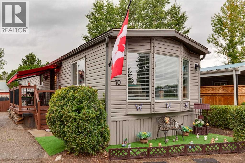 70, 3223 83 Street NW, Calgary, Alberta, T3B5N8
