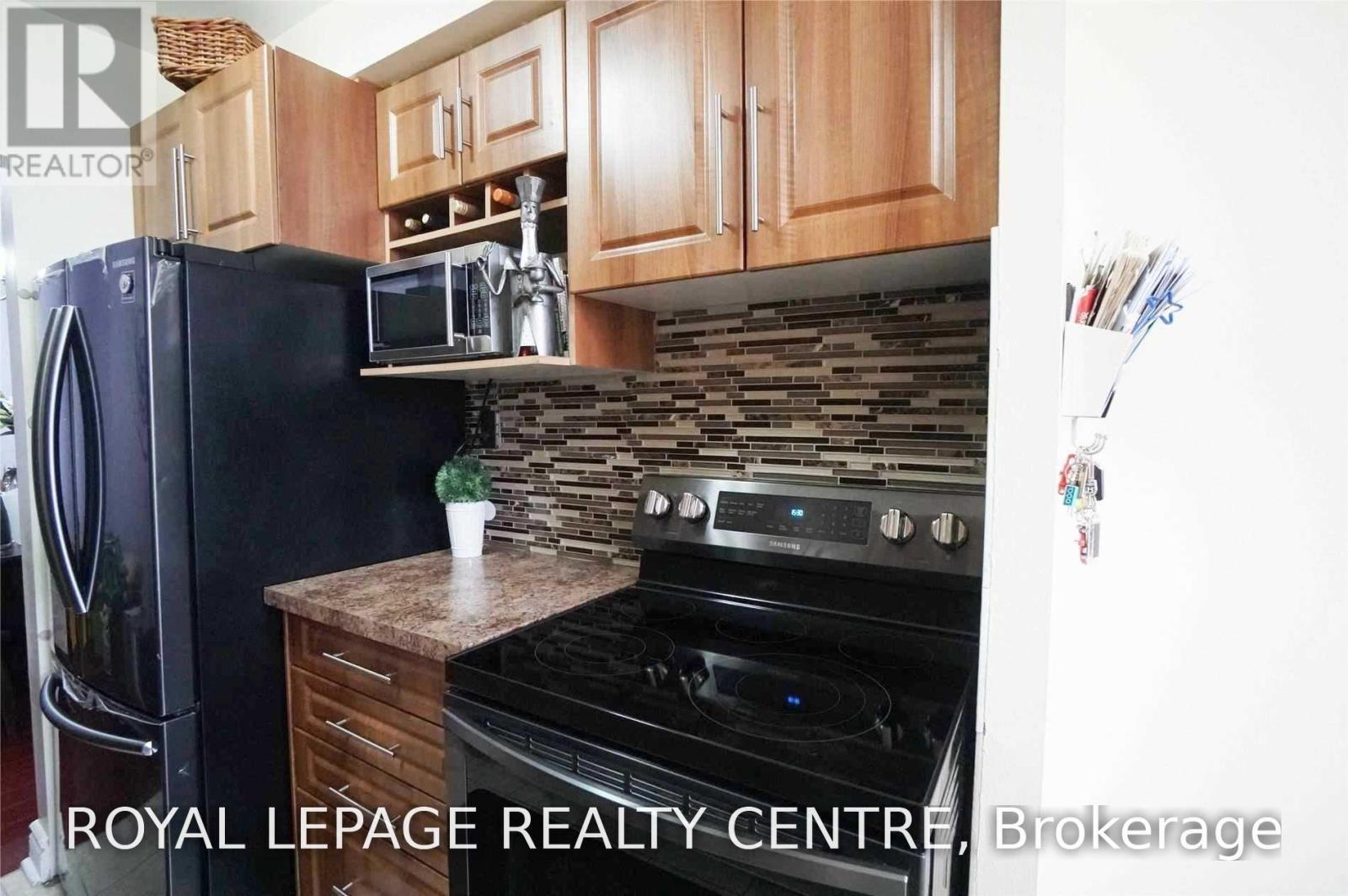 #504 1615 BLOOR STREET E - 12