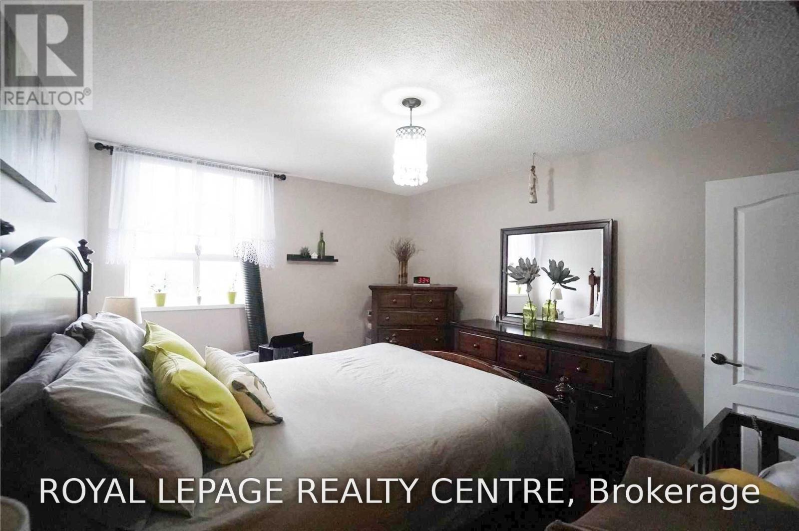 #504 1615 BLOOR STREET E - 17