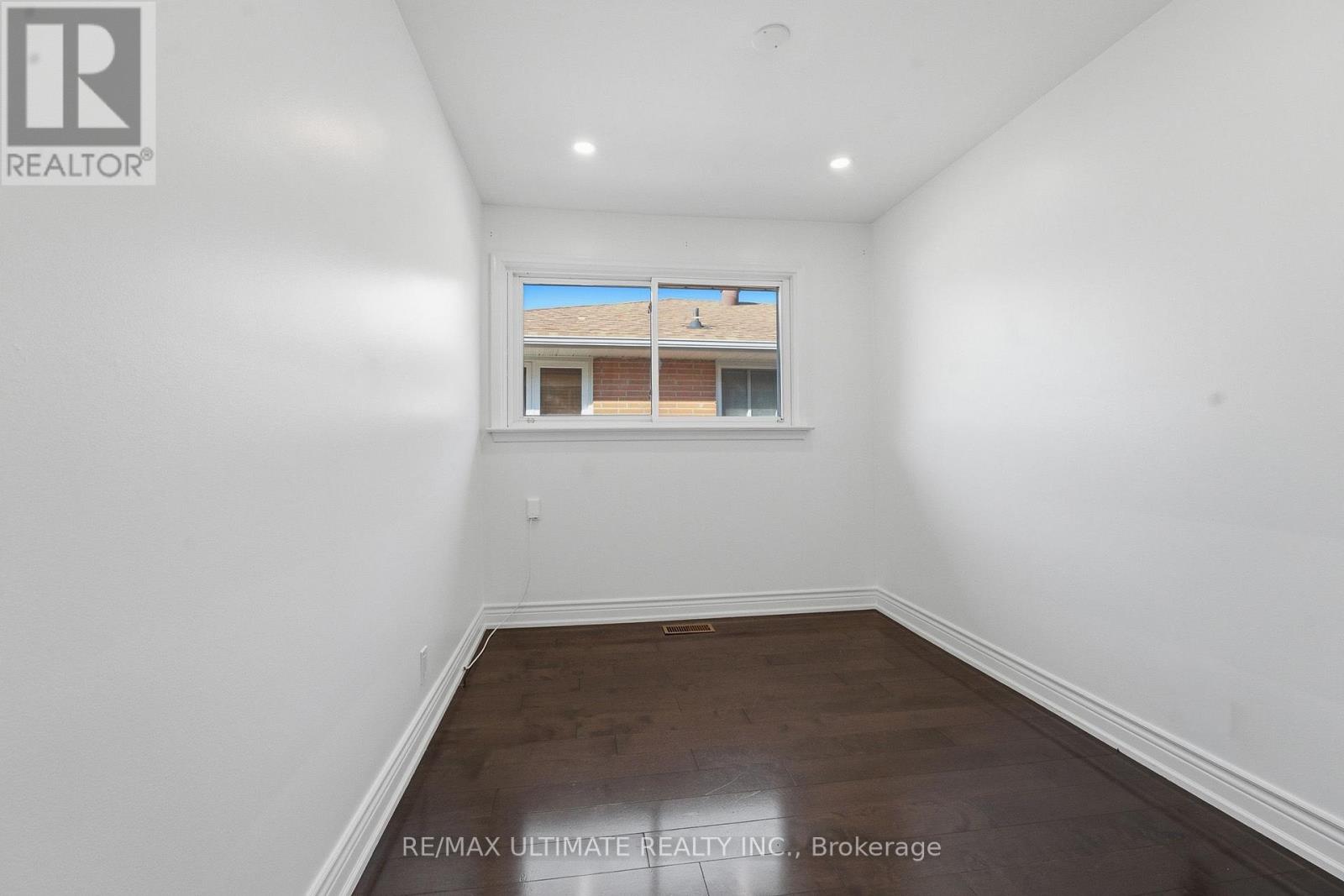 130 THISTLE DOWN BOULEVARD - 22