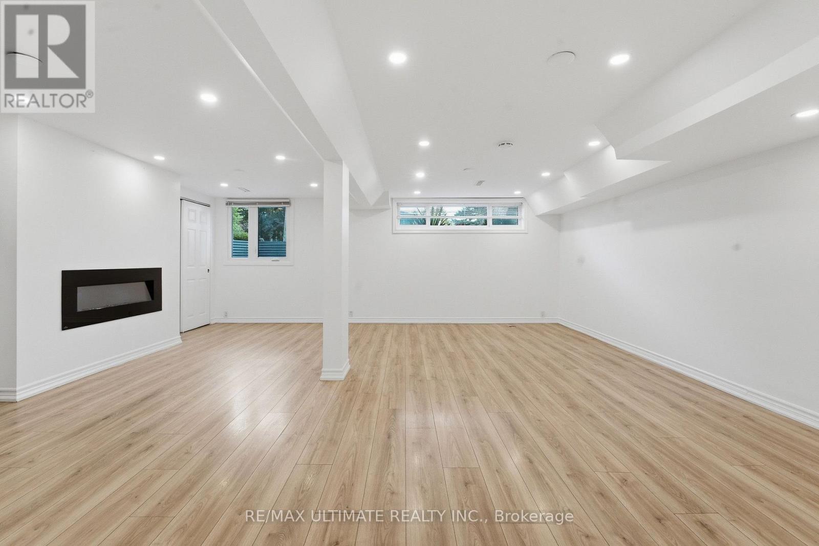 130 THISTLE DOWN BOULEVARD - Image 31